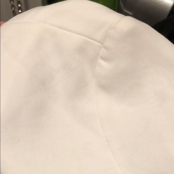 IRO - Picture 6 of 6